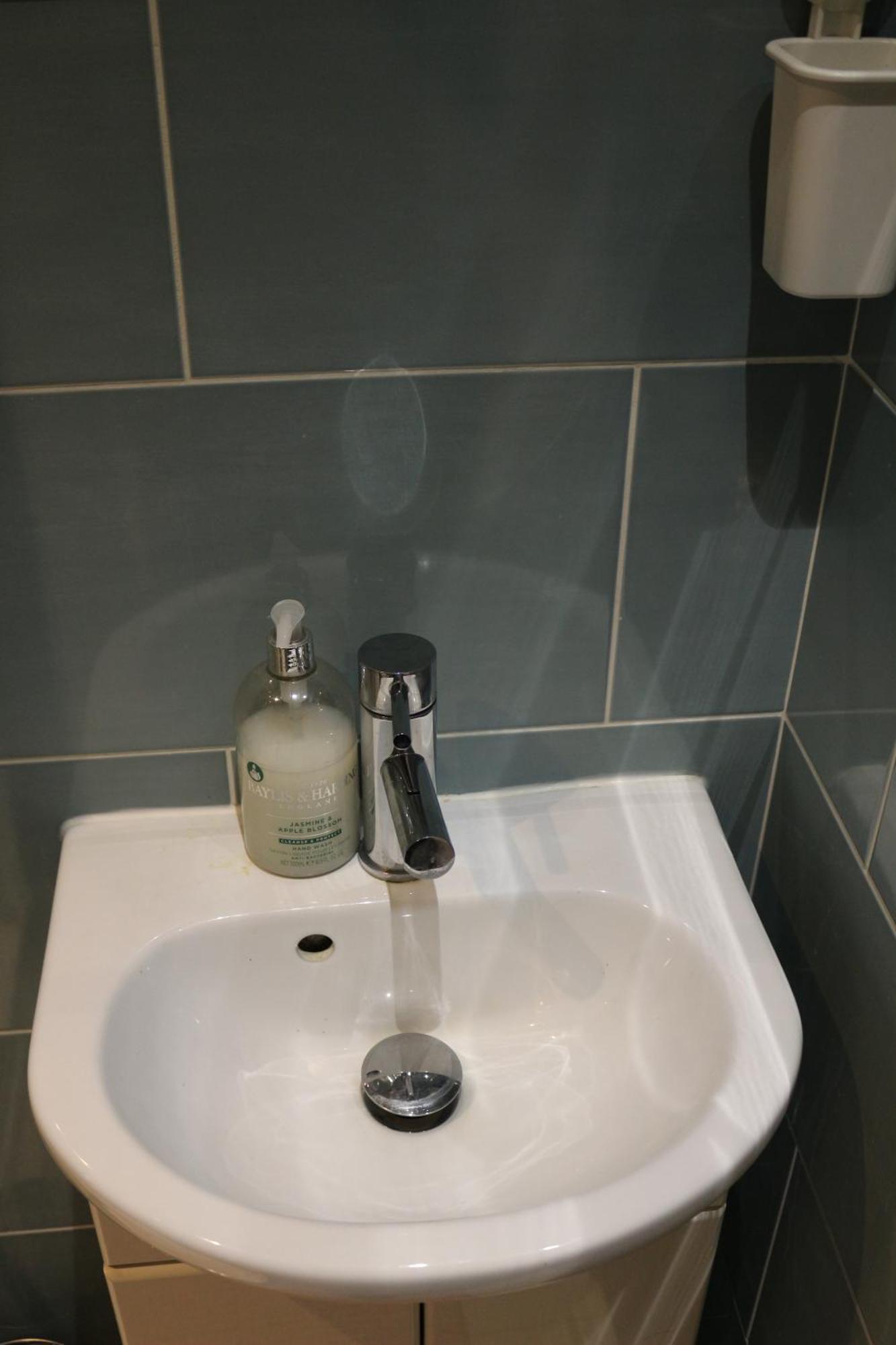 Wizarding Retreat: Ensuite Master Near Harry Potter Studios Watford  Exterior photo